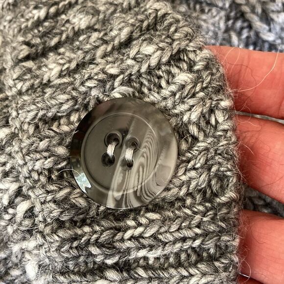 Nine West Chunky Boho  Wool Alpaca Blend Cable Knit Sweater Gray Sz M - Picture 7 of 11